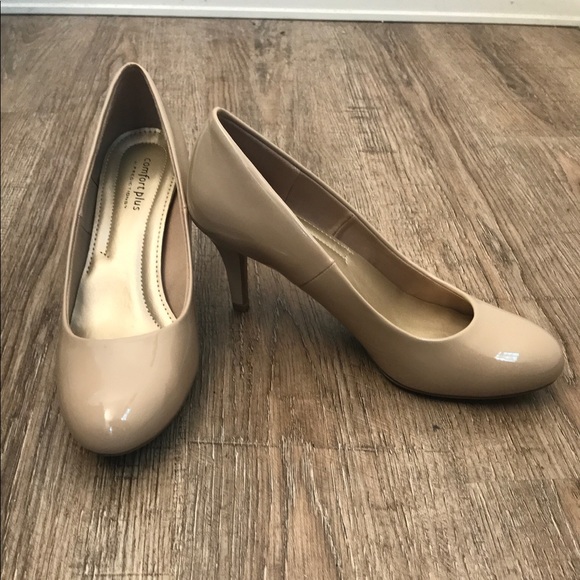 comfort plus by Predictions Shoes - NIB:  Comfort Plus, Nude heels, size 8
